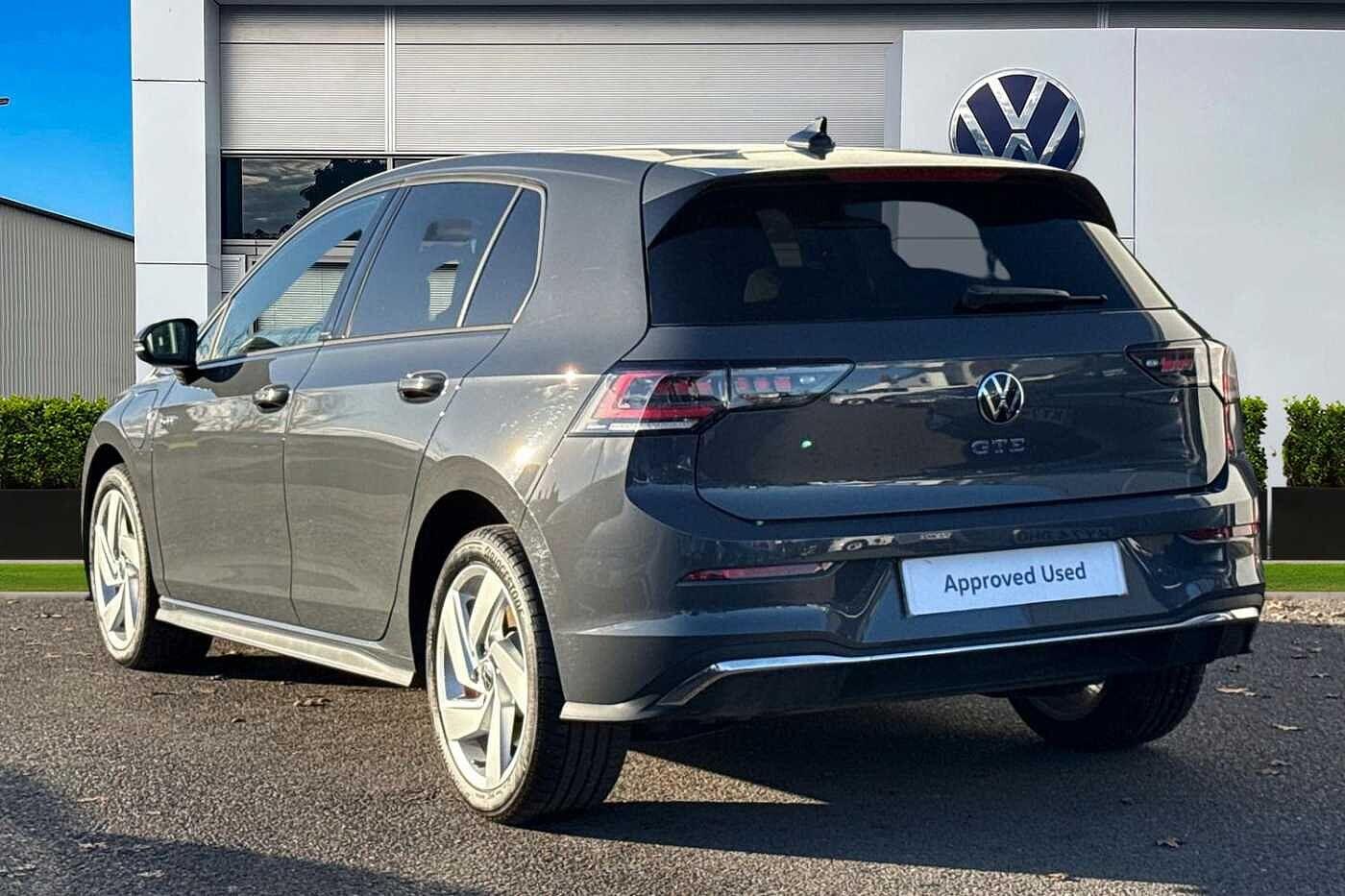 Used Volkswagen Golf 2025 for sale - 77313031: Photo 2