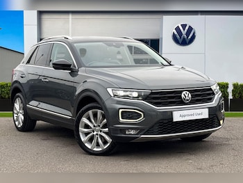 Used Volkswagen T-Roc 2019 for sale - 77064663: Photo