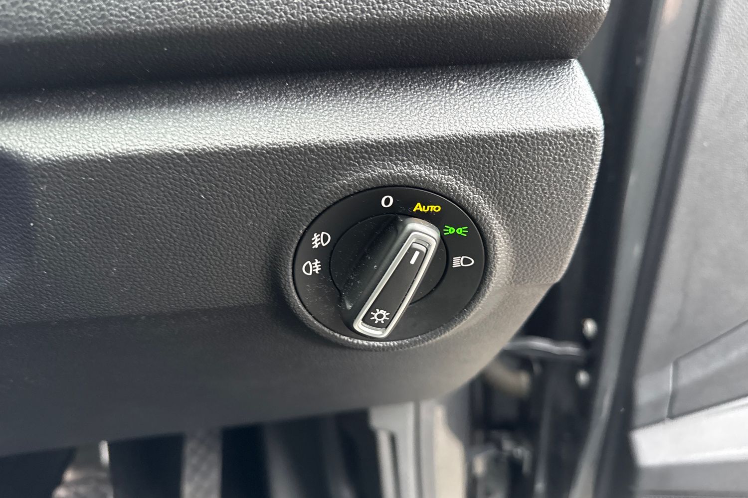 Used Volkswagen T-Roc 2019 for sale - 77064663: Photo 36