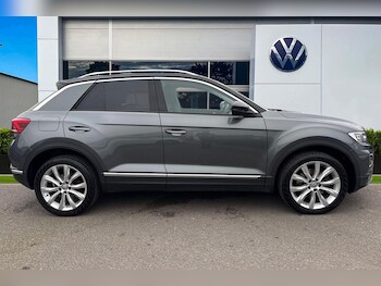 Used Volkswagen T-Roc 2019 for sale - 77064663: Photo