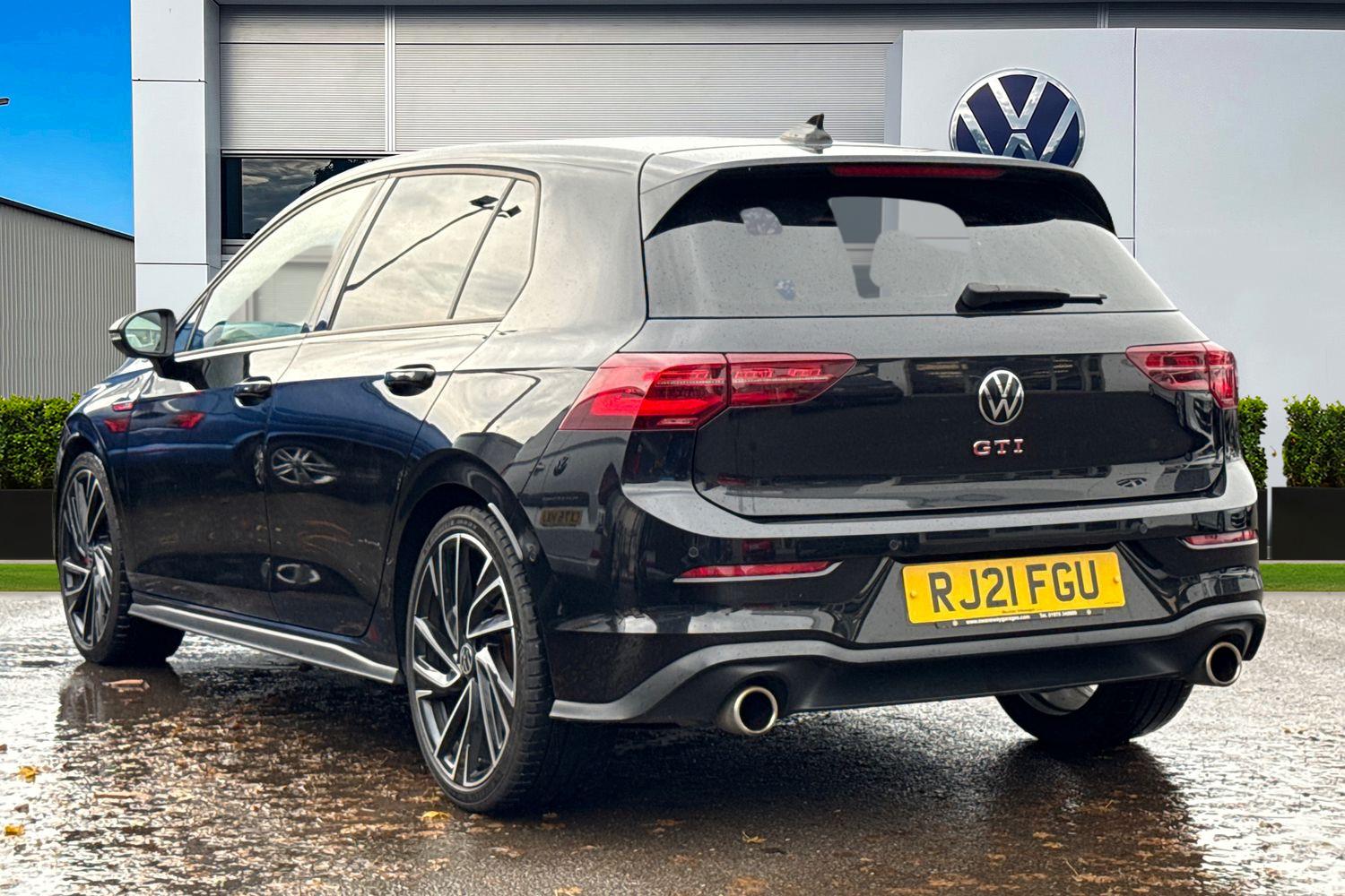 Used Volkswagen Golf 2021 for sale - 76488323: Photo 2