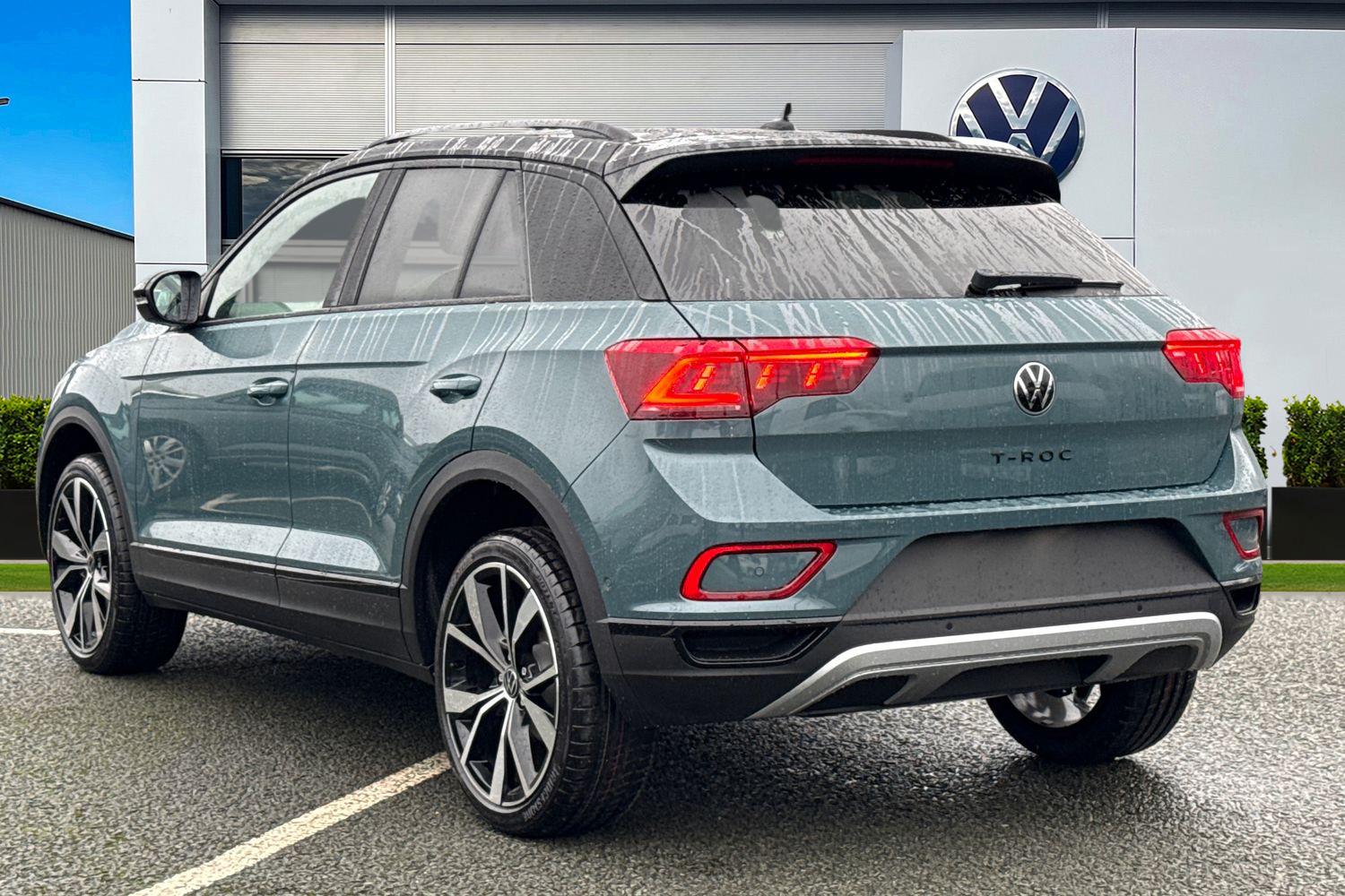 Used Volkswagen T-Roc 2025 for sale - 76985375: Photo 2