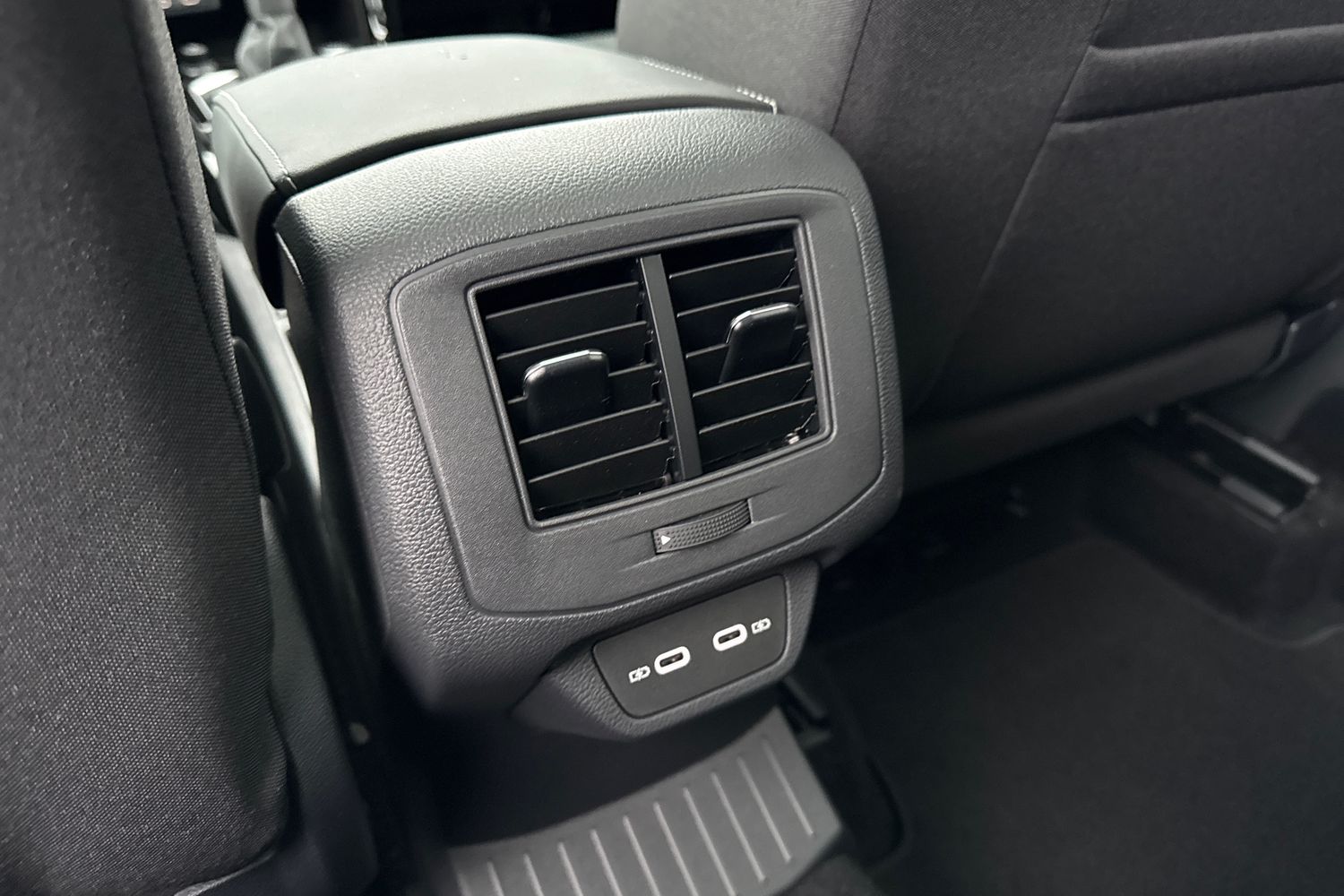 Used Volkswagen T-Roc 2025 for sale - 76985375: Photo 35