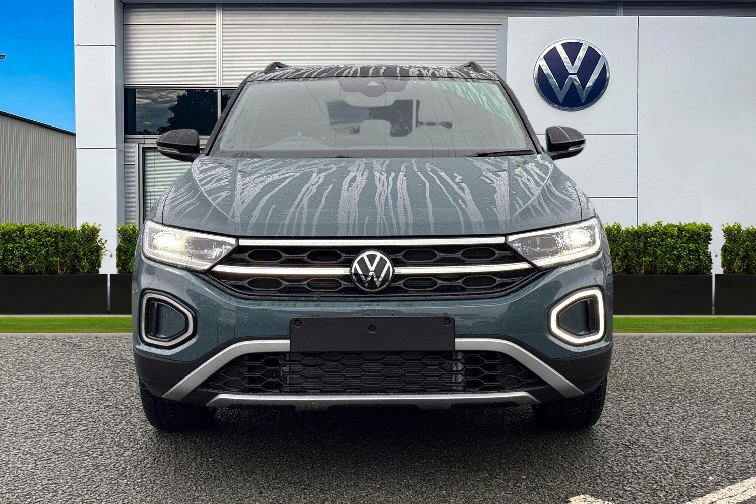 Used Volkswagen T-Roc 2025 for sale - 76985375: Photo 5