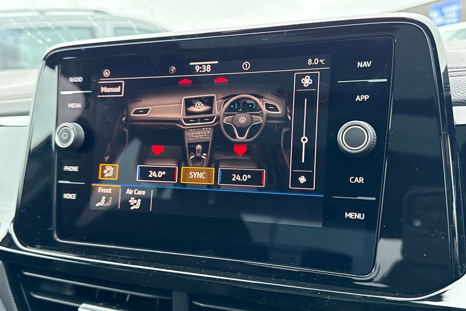 Used Volkswagen T-Roc 2025 for sale - 76985375: Photo 55