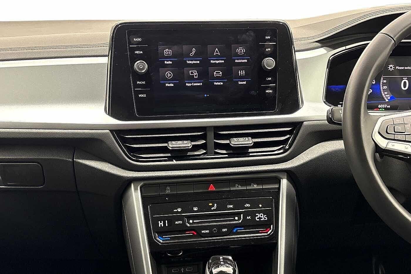 Used Volkswagen T-Roc 2025 for sale - 77820246: Photo 12