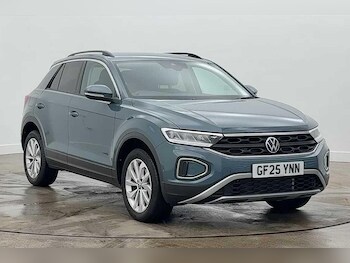 Used Volkswagen T-Roc 2025 for sale - 77820246: Photo