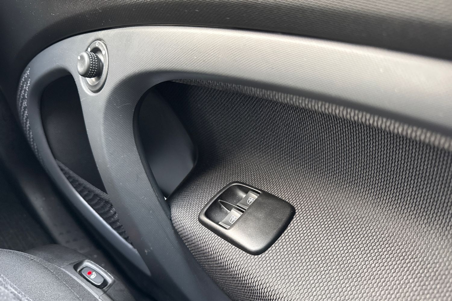 Used smart fortwo 2024 for sale - 77080053: Photo 21