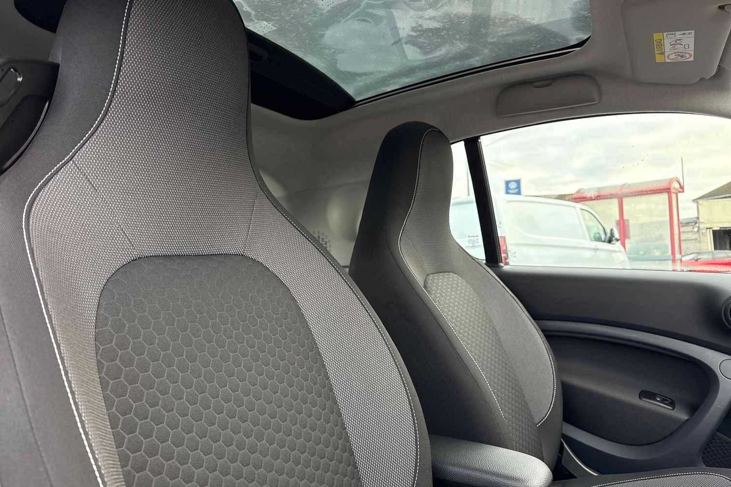 Used smart fortwo 2024 for sale - 77080053: Photo 24