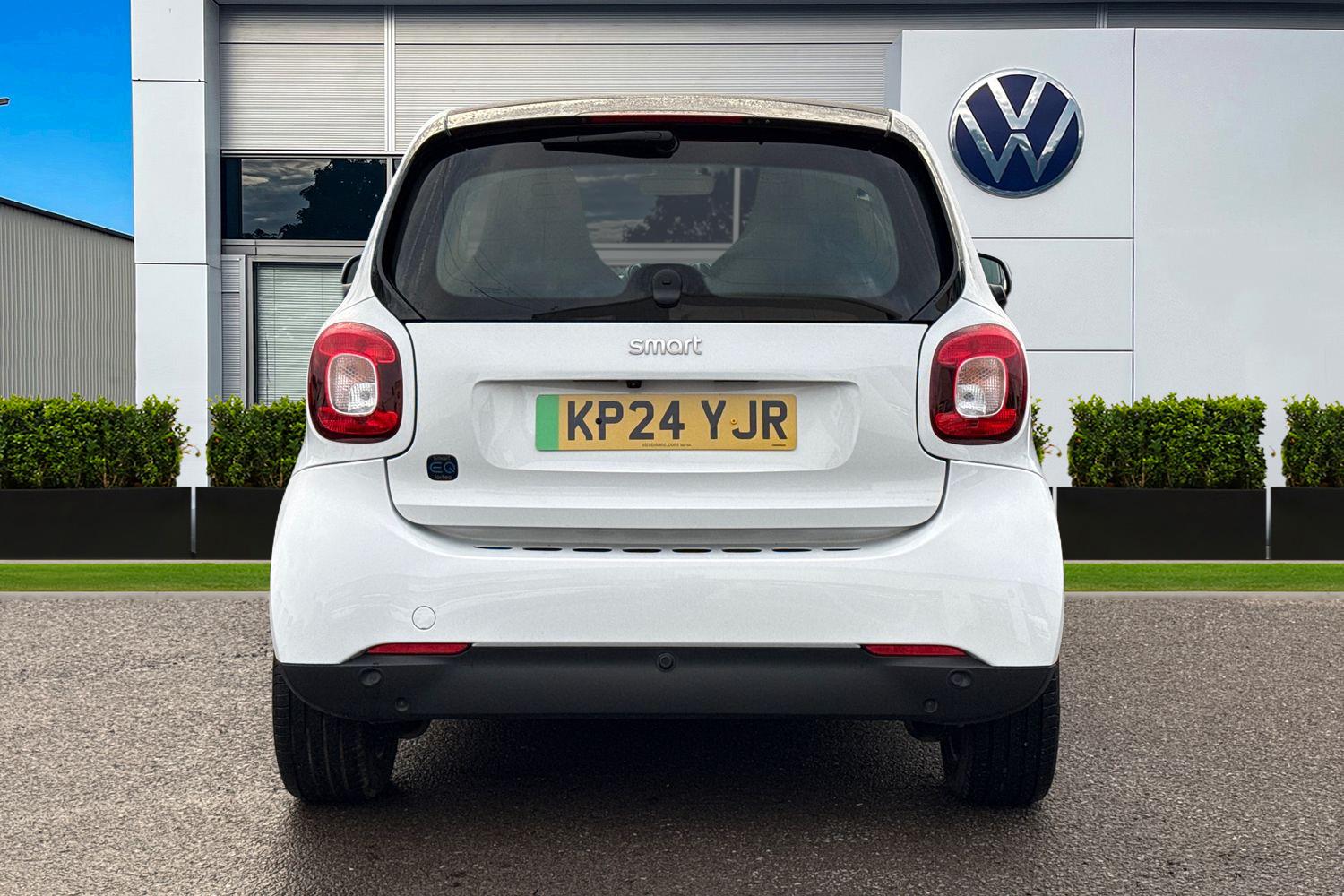 Used smart fortwo 2024 for sale - 77080053: Photo 4