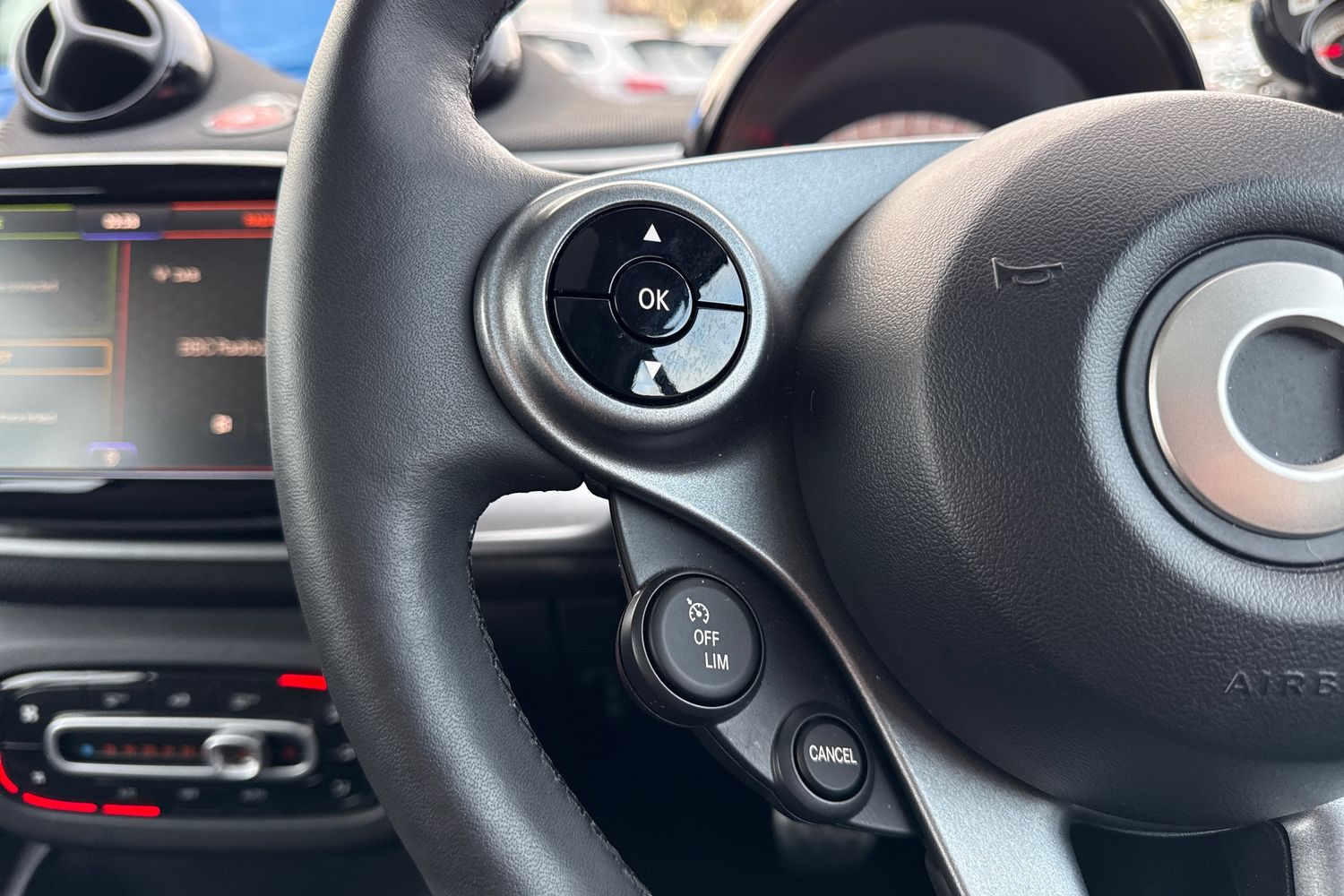 Used smart fortwo 2024 for sale - 77080053: Photo 40