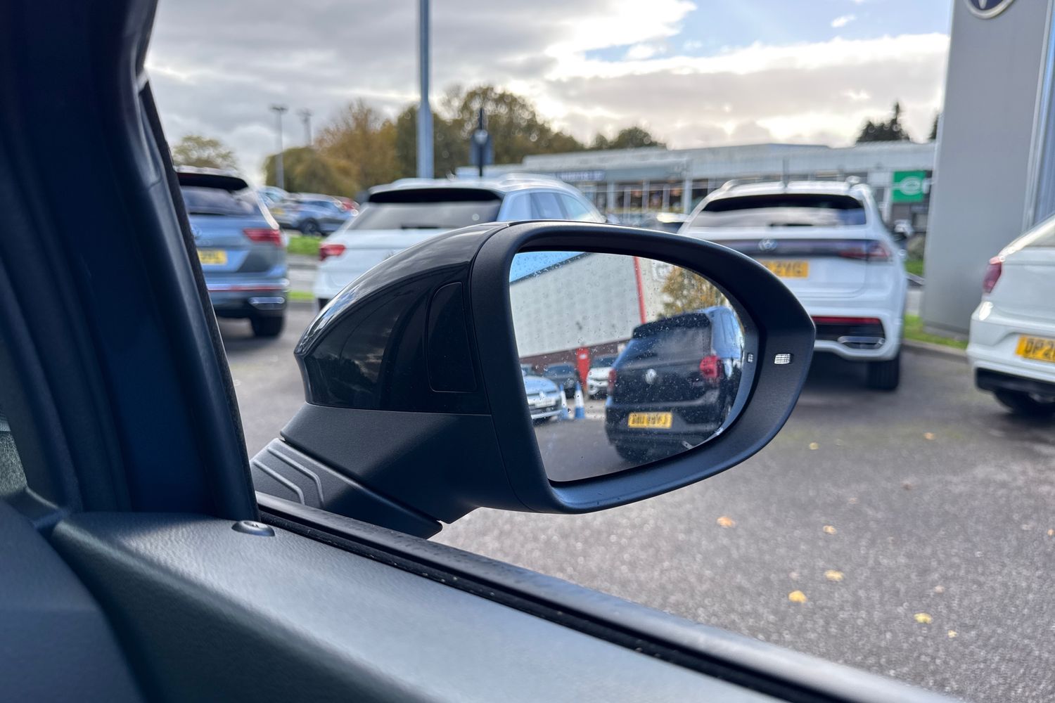 Used Volkswagen Golf 2025 for sale - 78024892: Photo 37