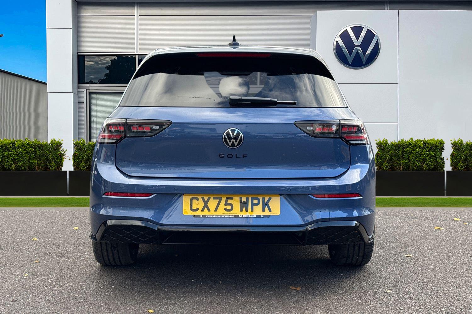 Used Volkswagen Golf 2025 for sale - 78024892: Photo 4