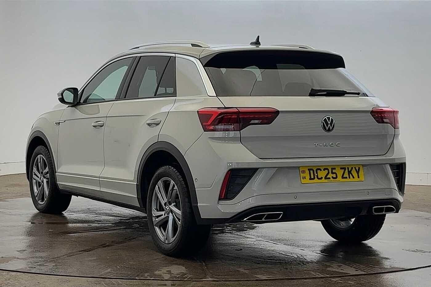 Used Volkswagen T-Roc 2025 for sale - 77128878: Photo 3
