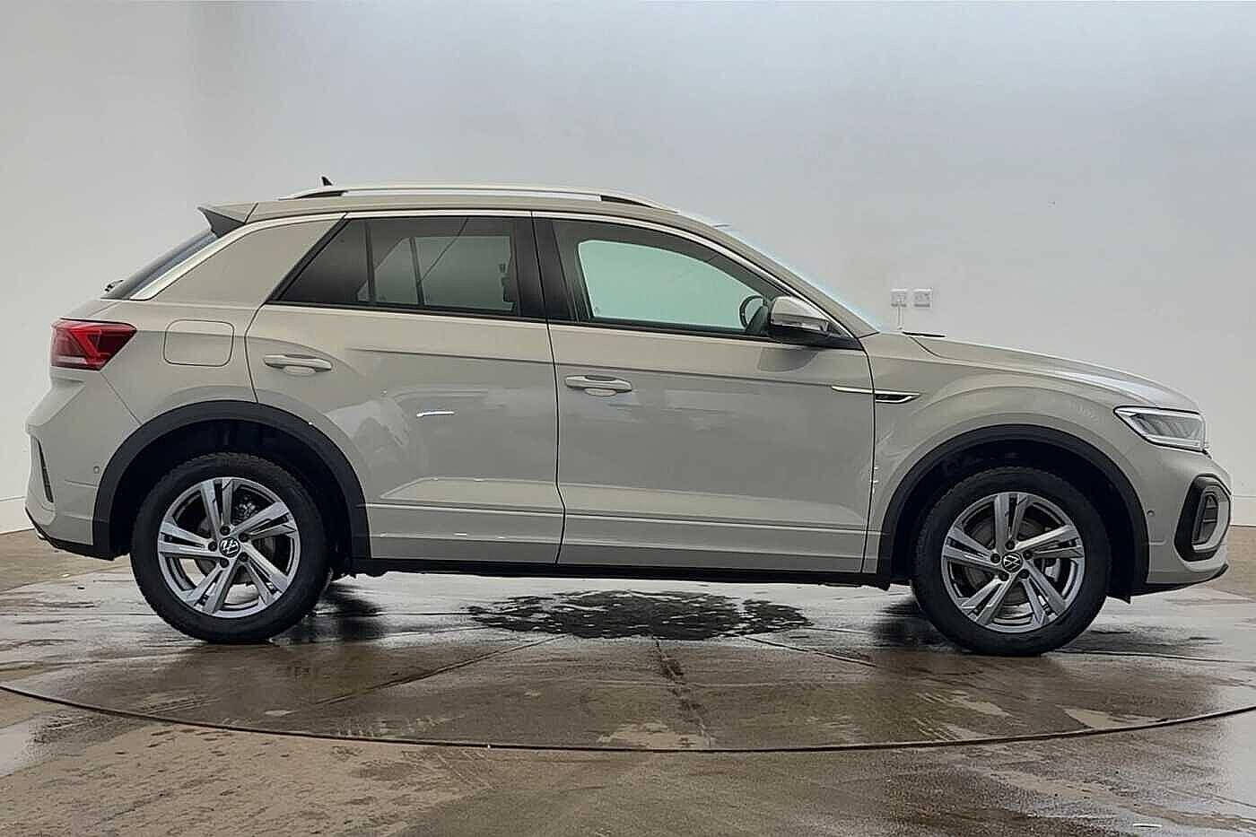 Used Volkswagen T-Roc 2025 for sale - 77128878: Photo 4