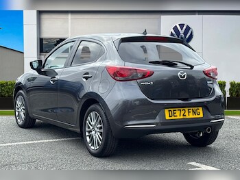 Used Mazda Mazda2 2022 for sale - 76236838: Photo 2