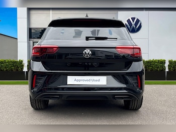 Used Volkswagen T-Roc 2025 for sale - 79558895: Photo