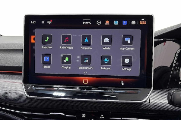 Used Volkswagen Golf 2025 for sale - 76288326: Photo 13