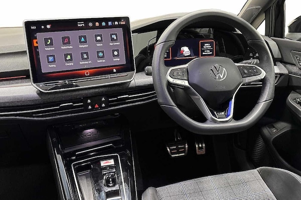 Used Volkswagen Golf 2025 for sale - 76288326: Photo 2