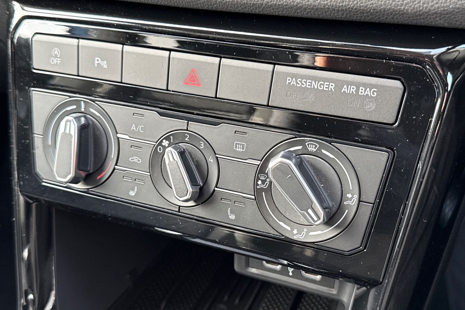 Used Volkswagen T-Cross 2025 for sale - 76405942: Photo 21