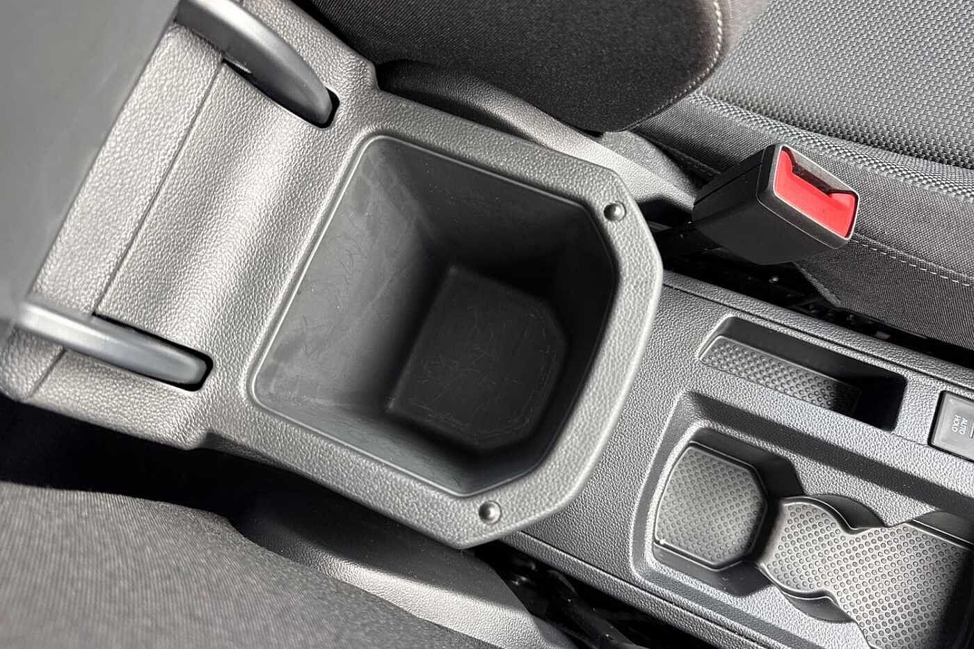 Used Volkswagen T-Roc 2025 for sale - 77834810: Photo 41