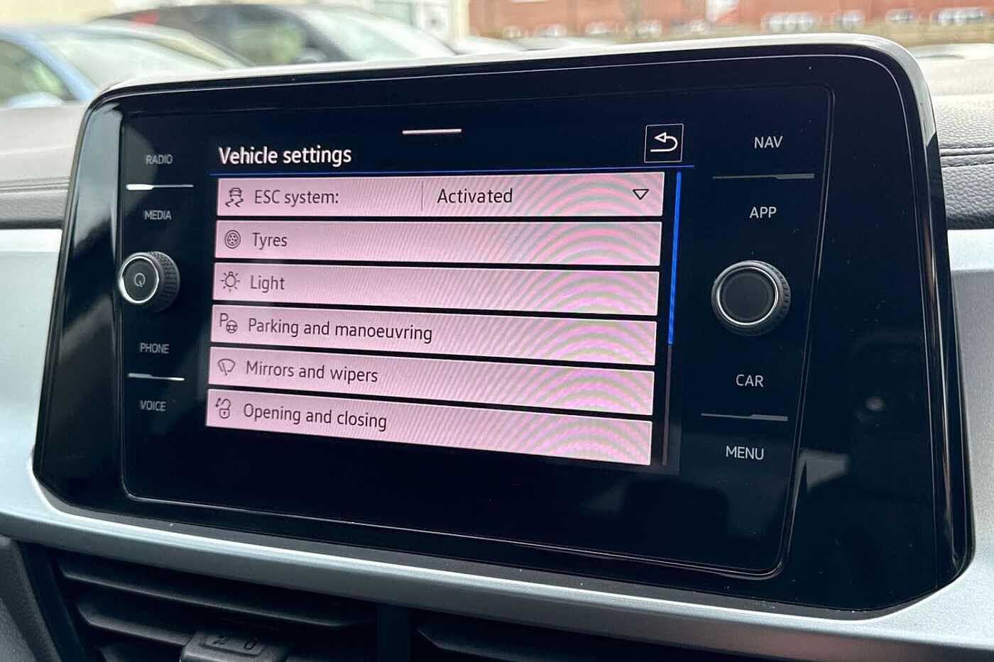 Used Volkswagen T-Roc 2025 for sale - 77834810: Photo 52