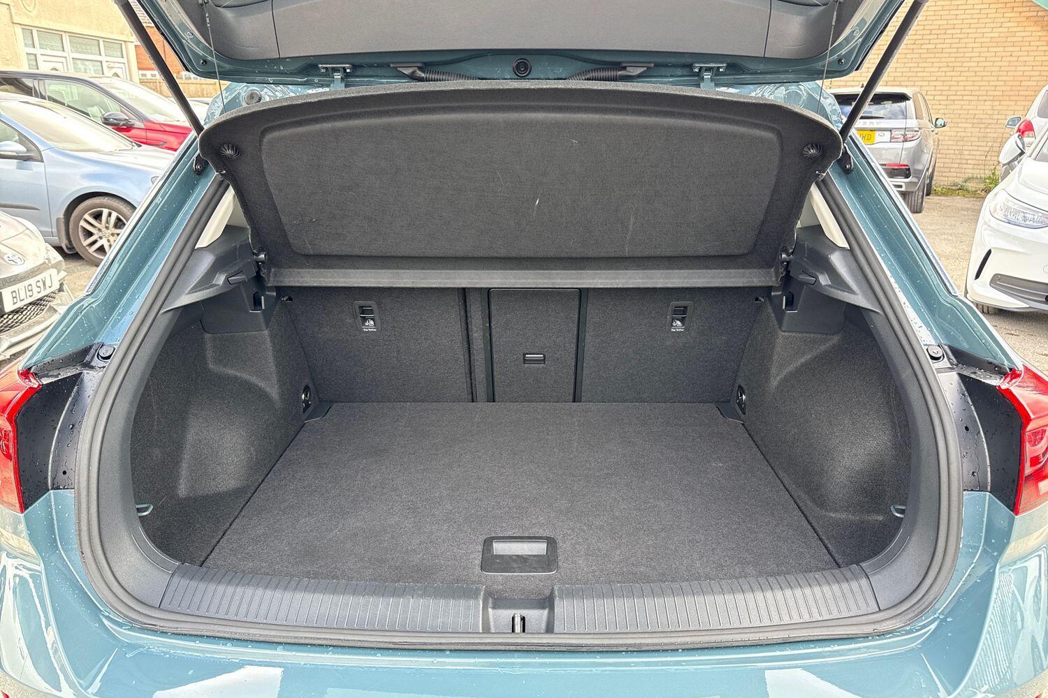 Used Volkswagen T-Roc 2025 for sale - 77834810: Photo 69