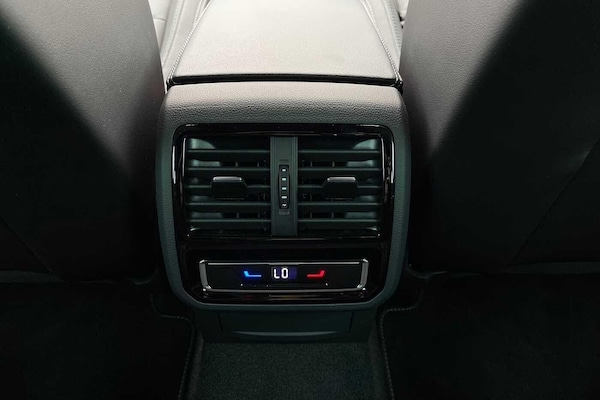 Used Volkswagen Passat 2022 for sale - 76047485: Photo 34