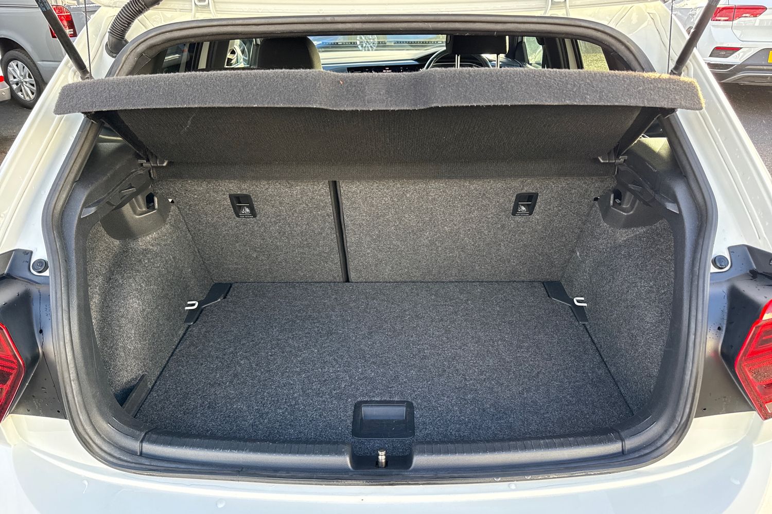 Used Volkswagen Polo 2019 for sale - 76876040: Photo 7