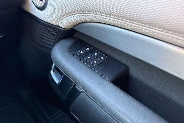 Used Land Rover Discovery 2022 for sale - 76218595: Photo 21
