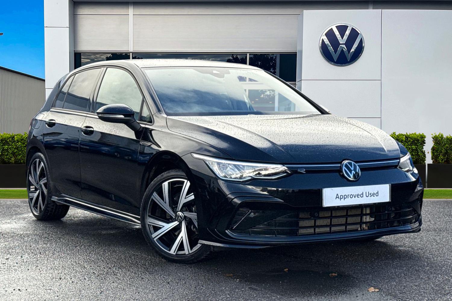 Used Volkswagen Golf 2024 for sale - 76374693: Photo 1