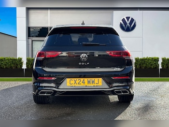 Used Volkswagen Golf 2024 for sale - 76374693: Photo