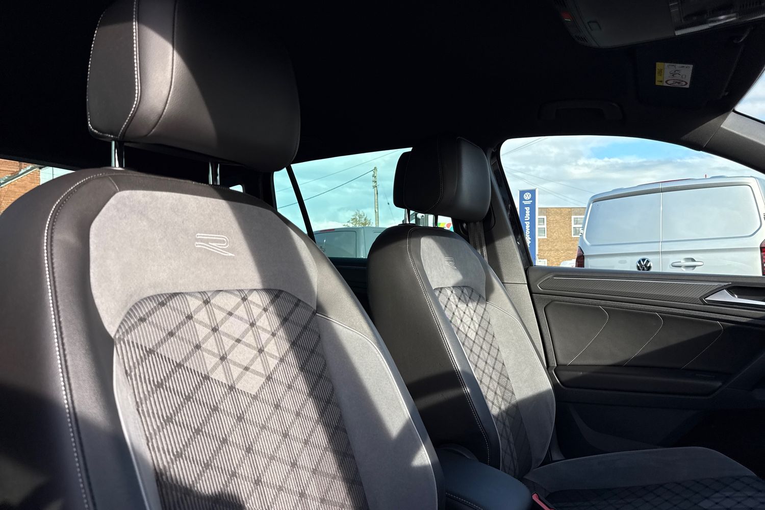 Used Volkswagen Tiguan 2021 for sale - 76351960: Photo 24