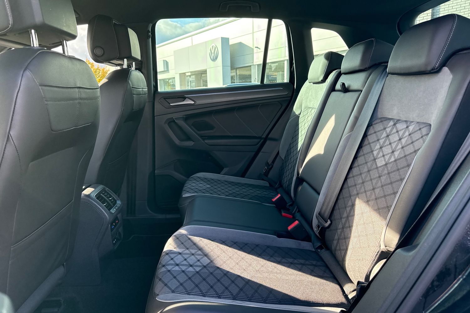 Used Volkswagen Tiguan 2021 for sale - 76351960: Photo 34