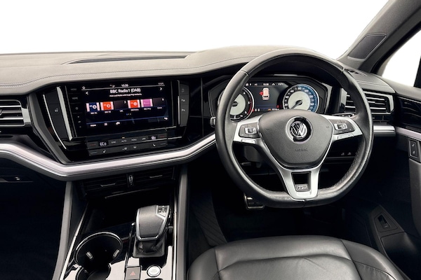 Used Volkswagen Touareg 2019 for sale - 76224682: Photo 18