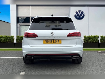Used Volkswagen Touareg 2019 for sale - 76224682: Photo 4