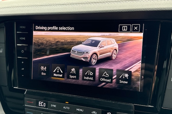 Used Volkswagen Touareg 2019 for sale - 76224682: Photo 50