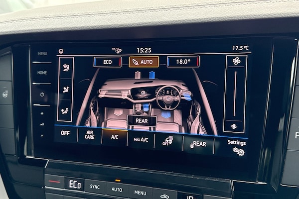 Used Volkswagen Touareg 2019 for sale - 76224682: Photo 57