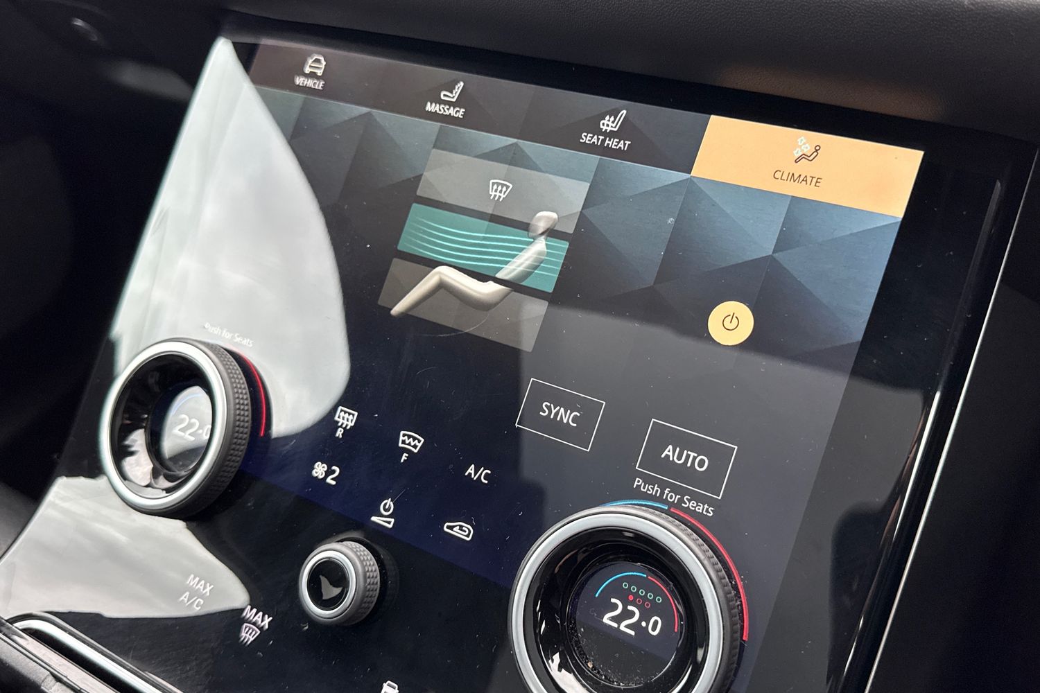 Used Land Rover Range Rover Velar 2021 for sale - 76723925: Photo 21