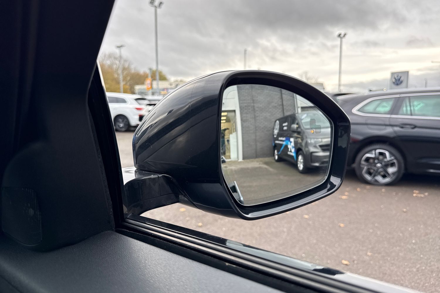 Used Land Rover Range Rover Velar 2021 for sale - 76723925: Photo 40