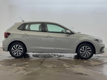 Used Volkswagen Polo 2025 for sale - 77451114: Photo