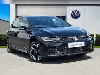 2025 - 1.5 TSI 150 R-Line 5dr Ã¢ ­ Park assist with park distance control, Winter