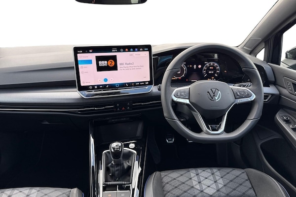 Used Volkswagen Golf 2025 for sale - 76330520: Photo 68