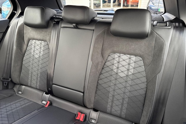 Used Volkswagen Golf 2025 for sale - 76330520: Photo 69