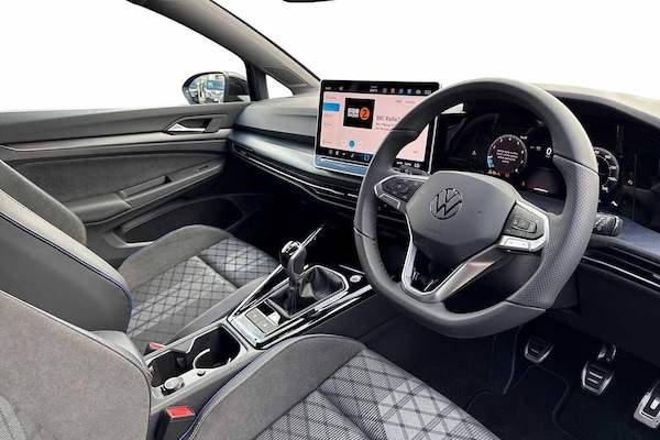 Used Volkswagen Golf 2025 for sale - 76330520: Photo 6