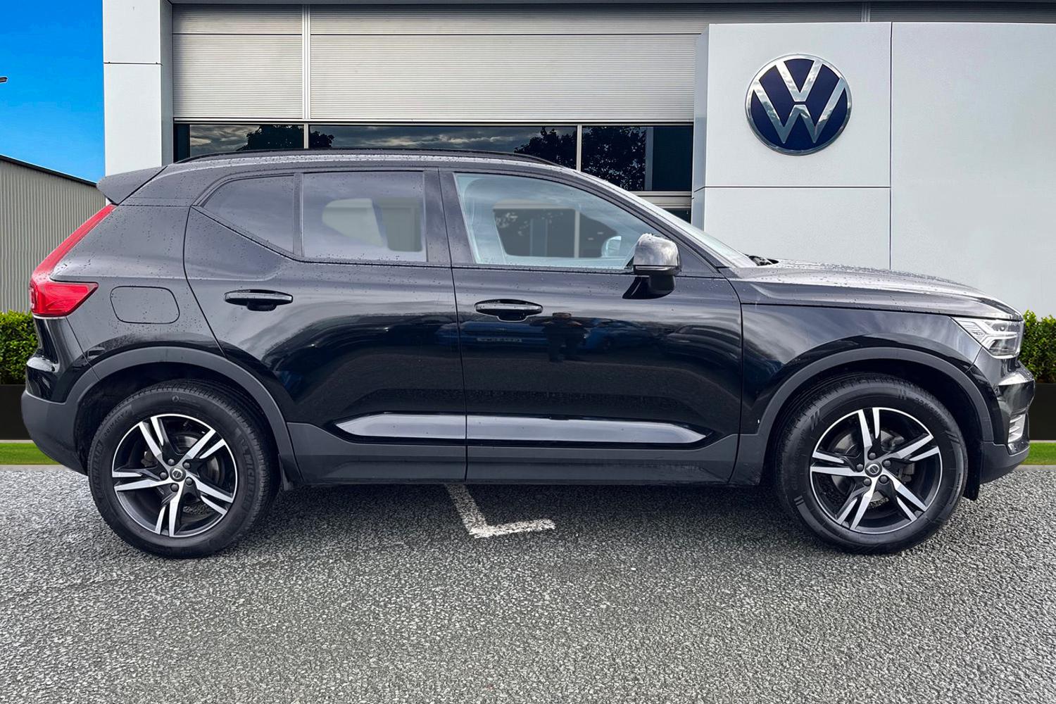 Used Volvo XC40 2022 for sale - 77642071: Photo 3