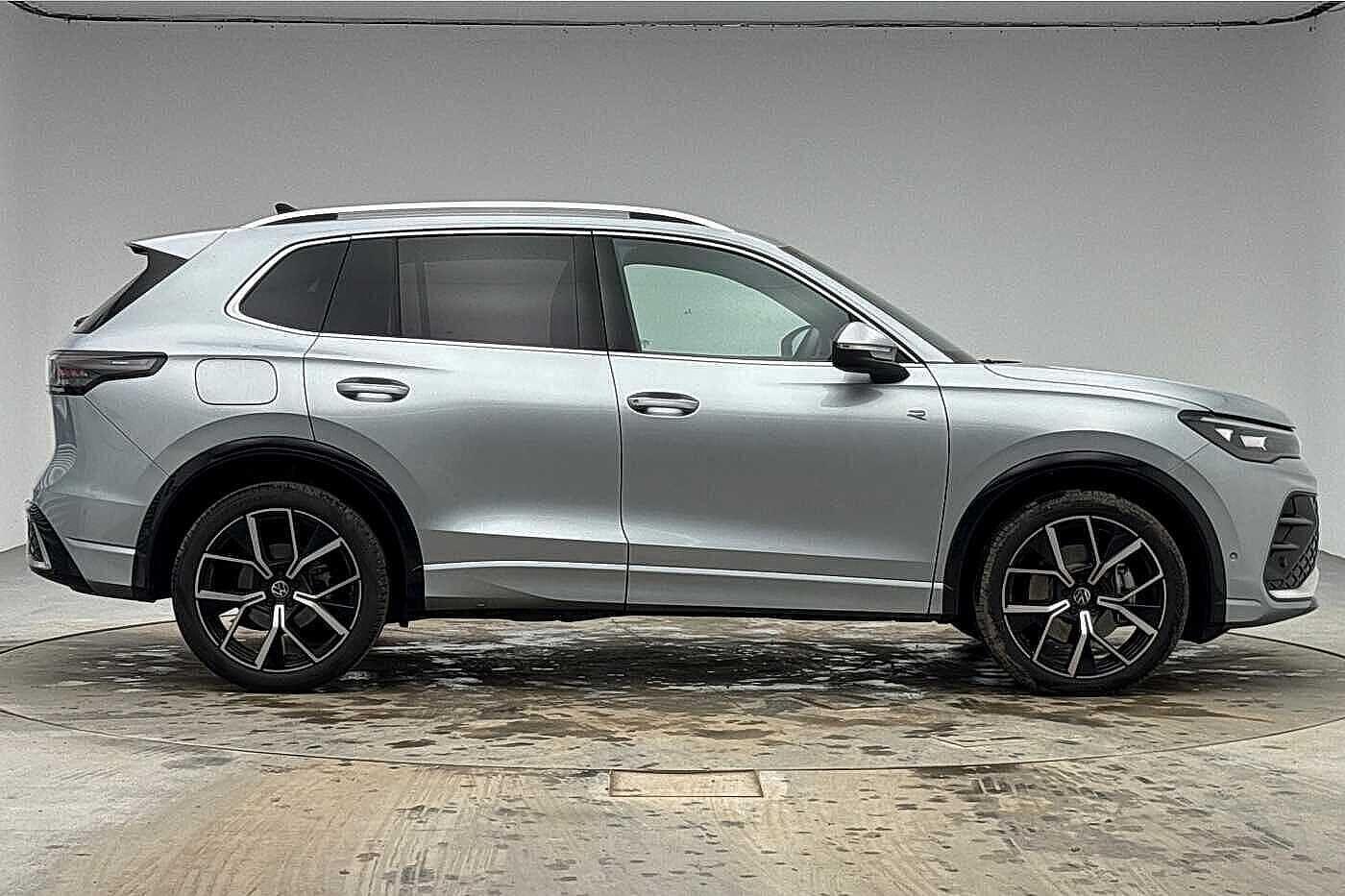 Used Volkswagen Tiguan 2025 for sale - 77976204: Photo 4