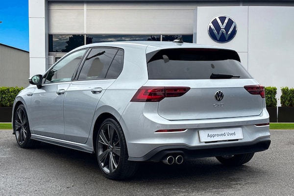 Used Volkswagen Golf 2020 for sale - 76224705: Photo 2