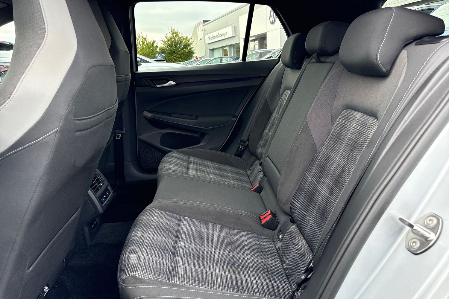 Used Volkswagen Golf 2020 for sale - 76224705: Photo 33