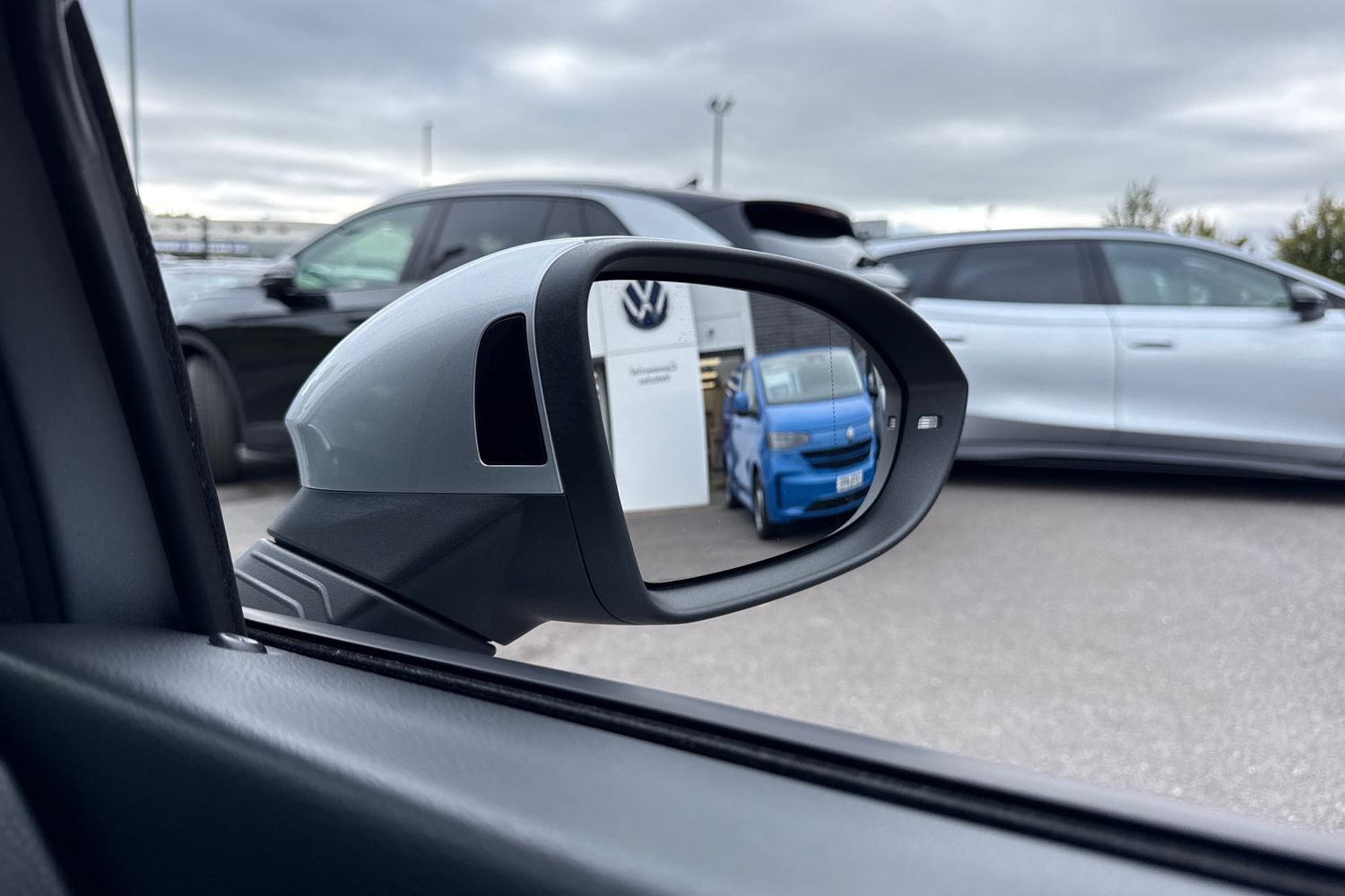 Used Volkswagen Golf 2020 for sale - 76224705: Photo 38